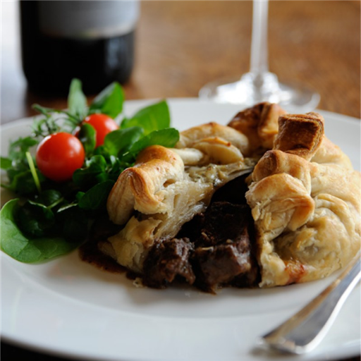 Great Berwick Longhorn Steak & Stilton Pie - Frozen